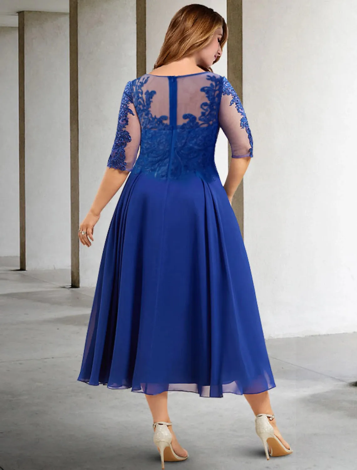 A-Line Plus Size Curve Mother of the Bride Dresses Elegant Dress Formal Tea Length Half Sleeve Jewel Neck Chiffon with Pleats Sequin Appliques