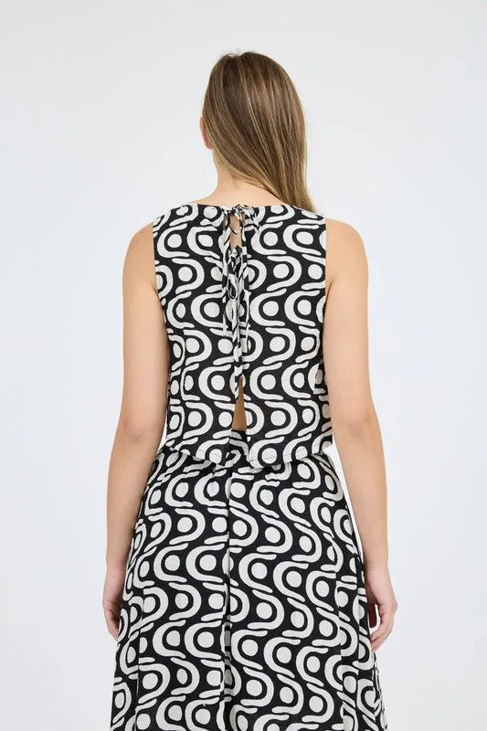 Geo Abstract Top