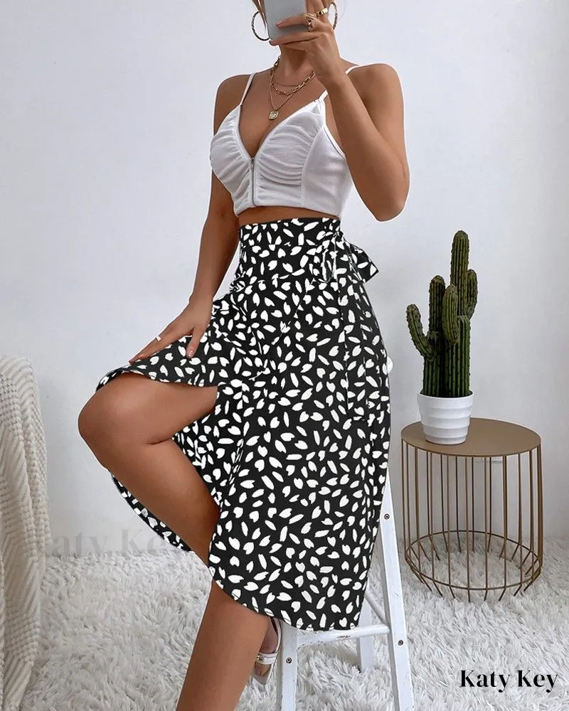 KatyKey - Botanical-Inspired Leaf Print Wrap Skirt with Stylish Tie Detail