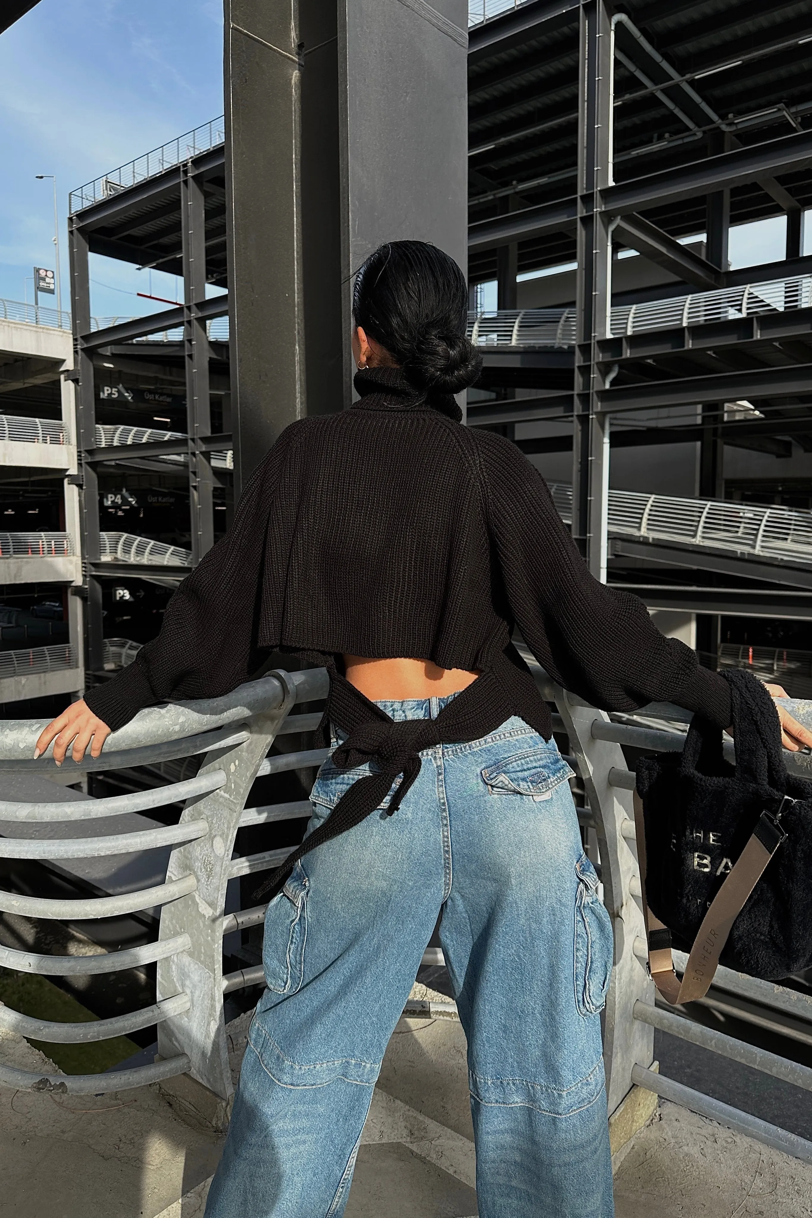 Turtle Neck Tie Strings Sweater