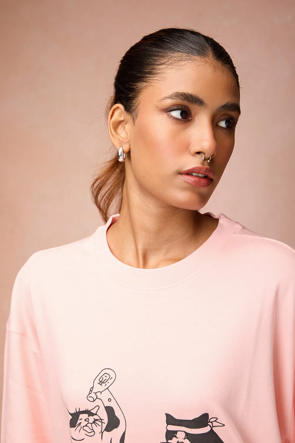 Women's Two Cats Behind Me Pink T-Shirt